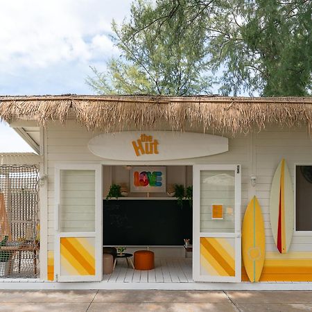 Hotel The Standard, HHQ Exterior foto The Surf Shack