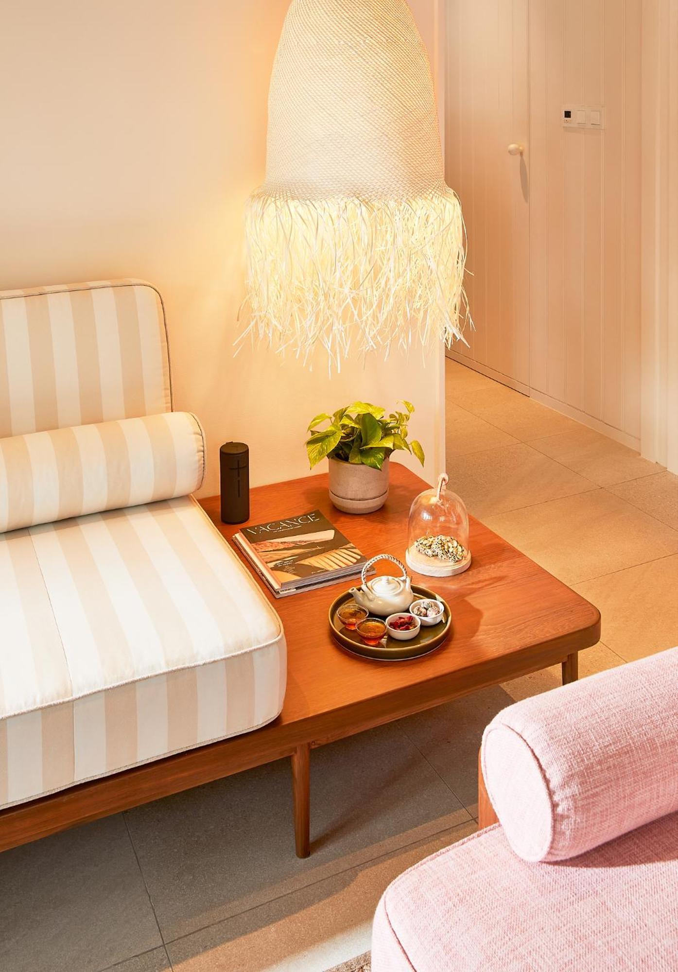 Hotel The Standard, HHQ Habitación foto A coffee table